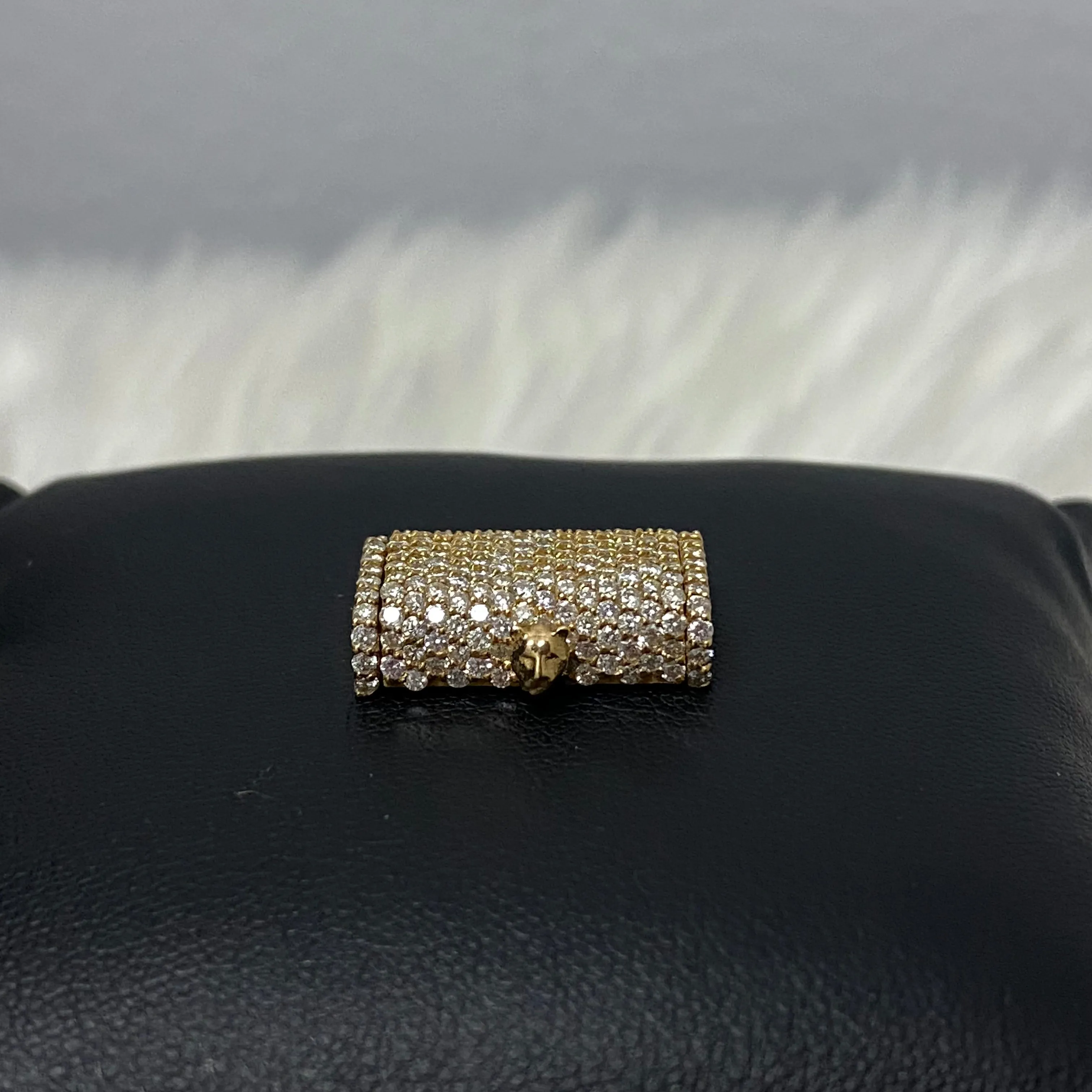 10K Yellow Gold Diamond Sleek Lock 1.43Ct Dia / 5.2gr / 10mm