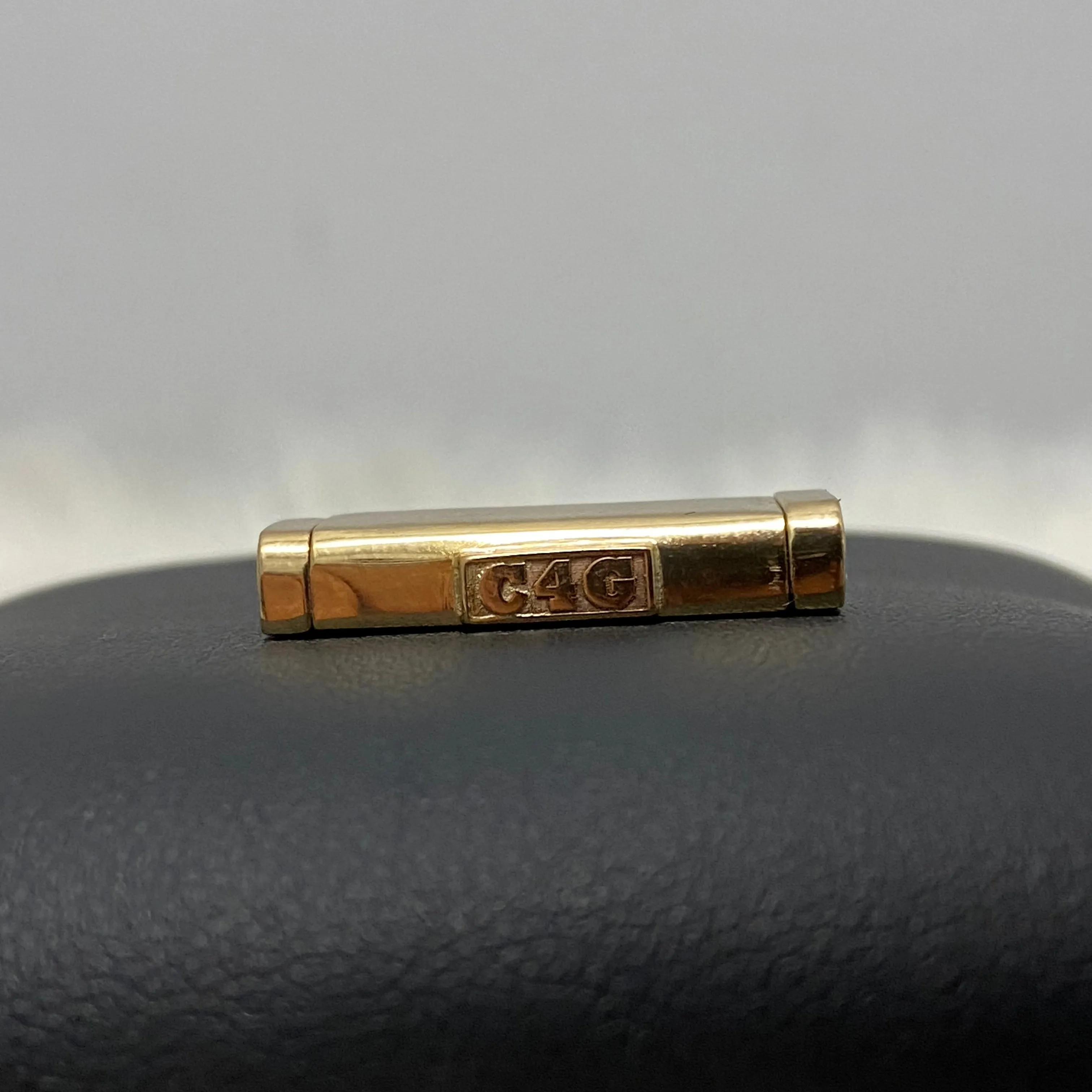 10K Yellow Gold Plain Sleek Lock / 7.9gr / 10mm