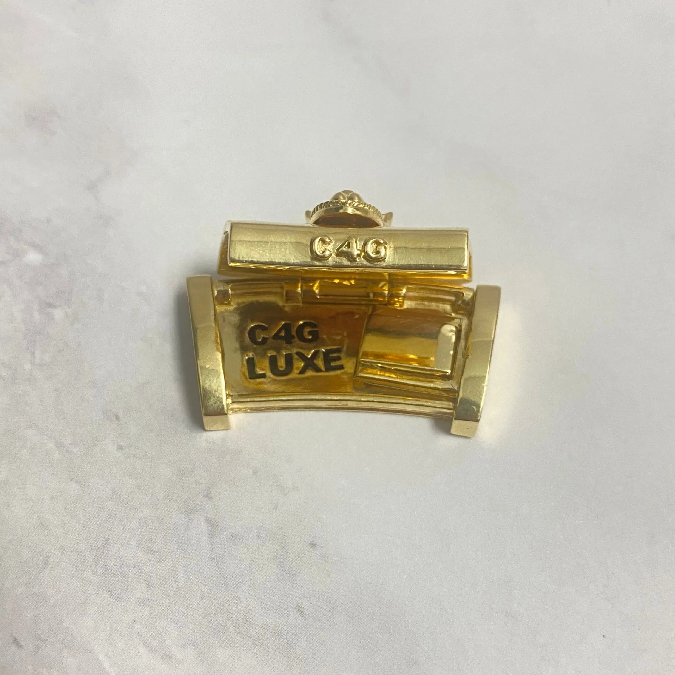 10K Yellow Gold Plain Sleek Lock With Panther / 21.7gr / 17mm / 1.3in