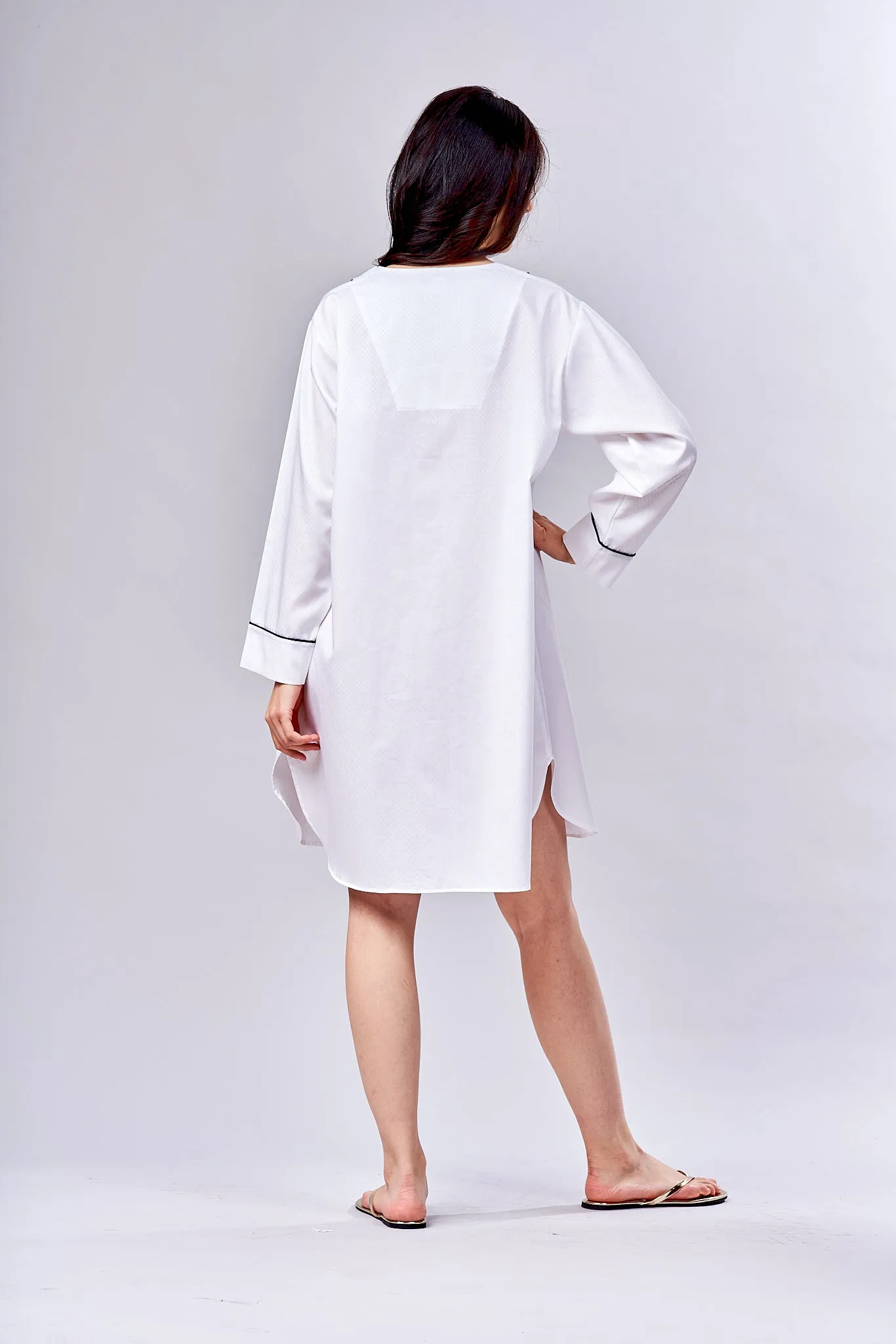2509- Gorgeous Sleepshirt