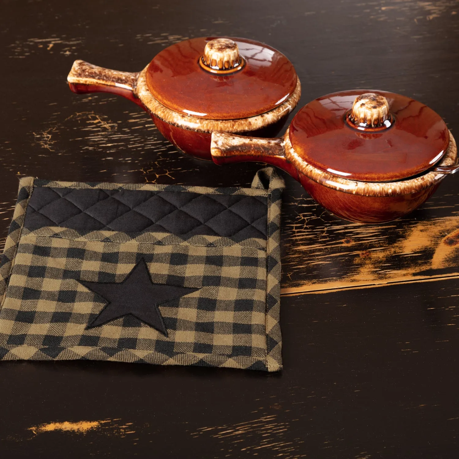 Black Star Pot Holder 8x8