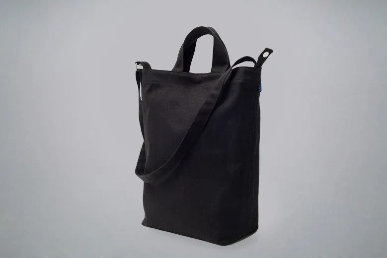 Canvas 'Duck' Bag by Baggu