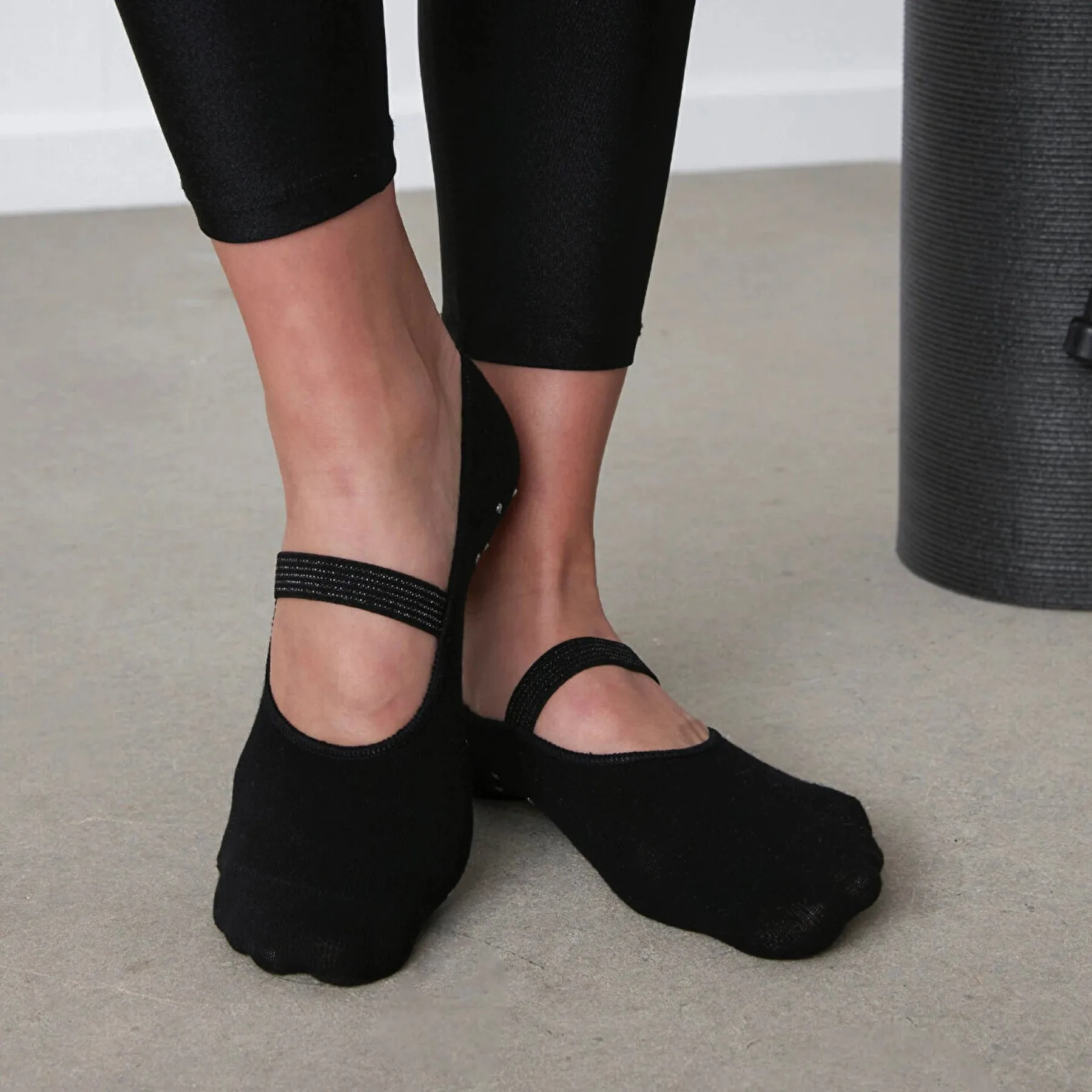 Cotton, Anti-Slip, Black, Yoga, Pilates Socks