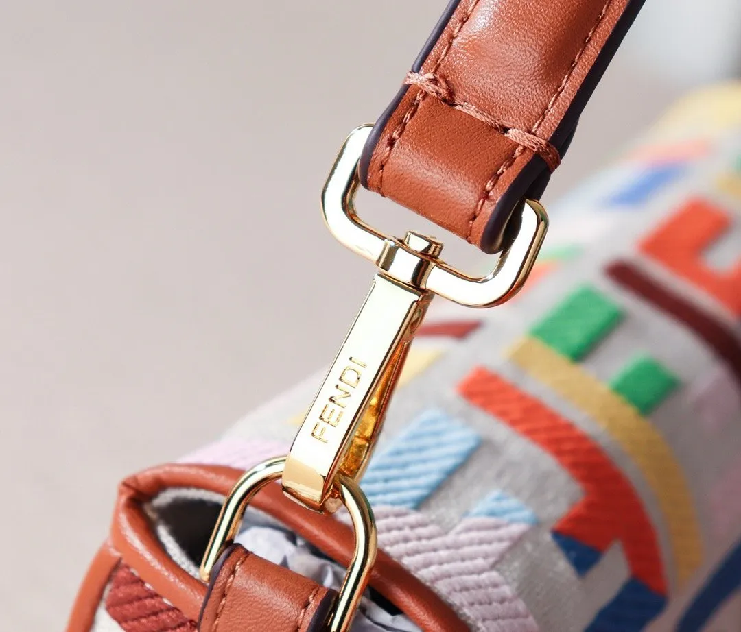 EN   Designer bags by Fendi 062
