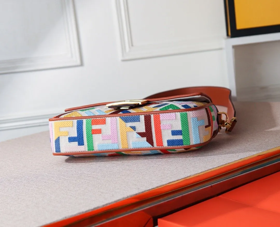 EN   Designer bags by Fendi 062