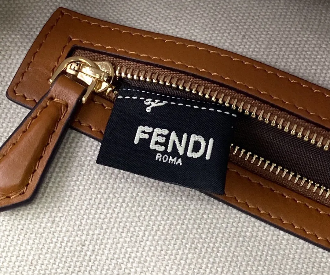 EN   Designer bags by Fendi 190
