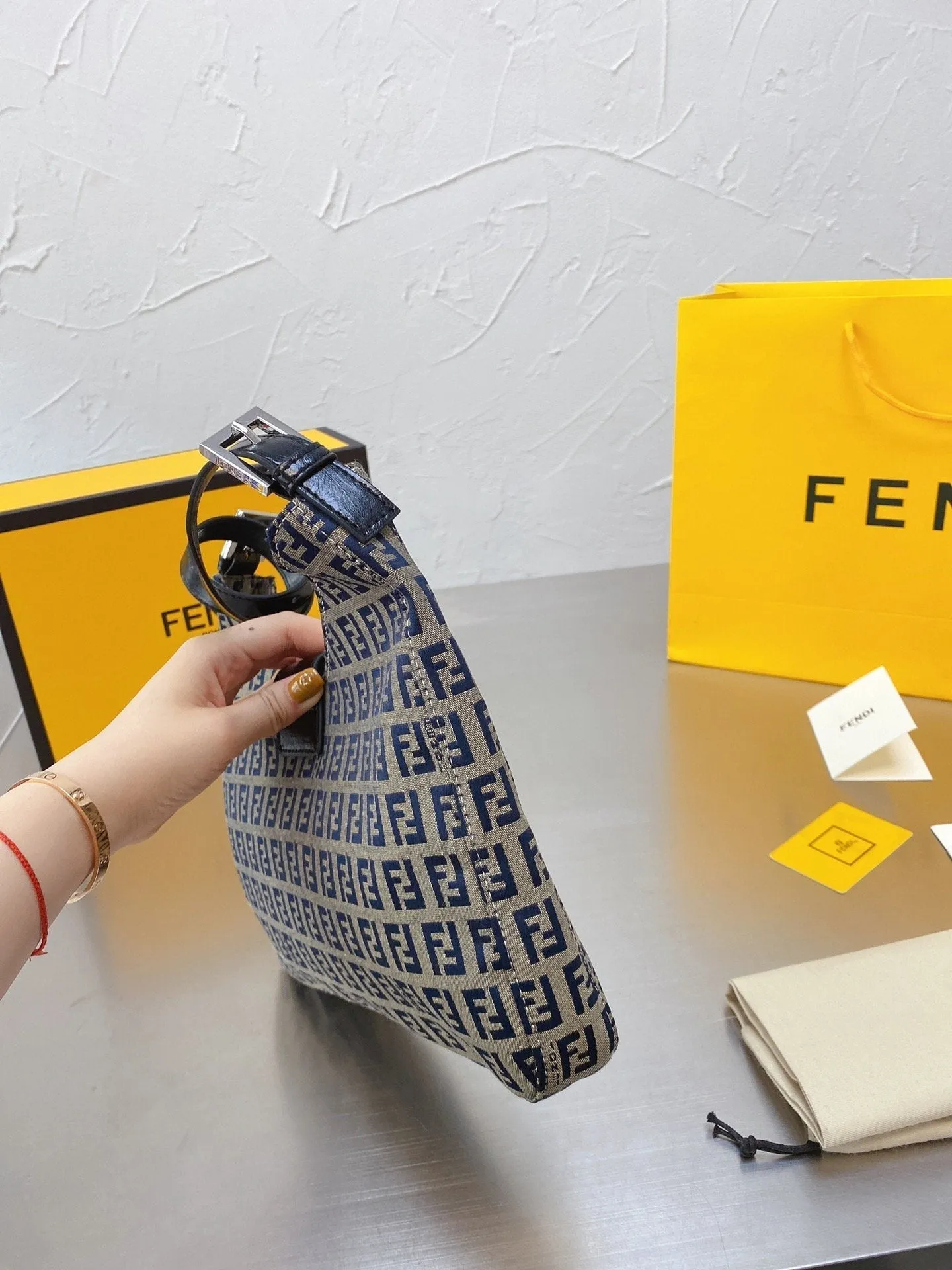 EN   Designer bags by Fendi 231