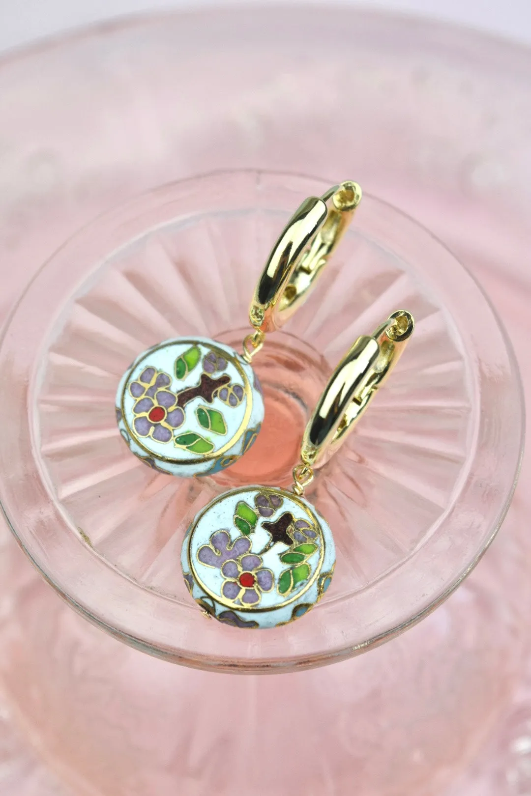 Fleur Solange Huggie Earring - Blanc