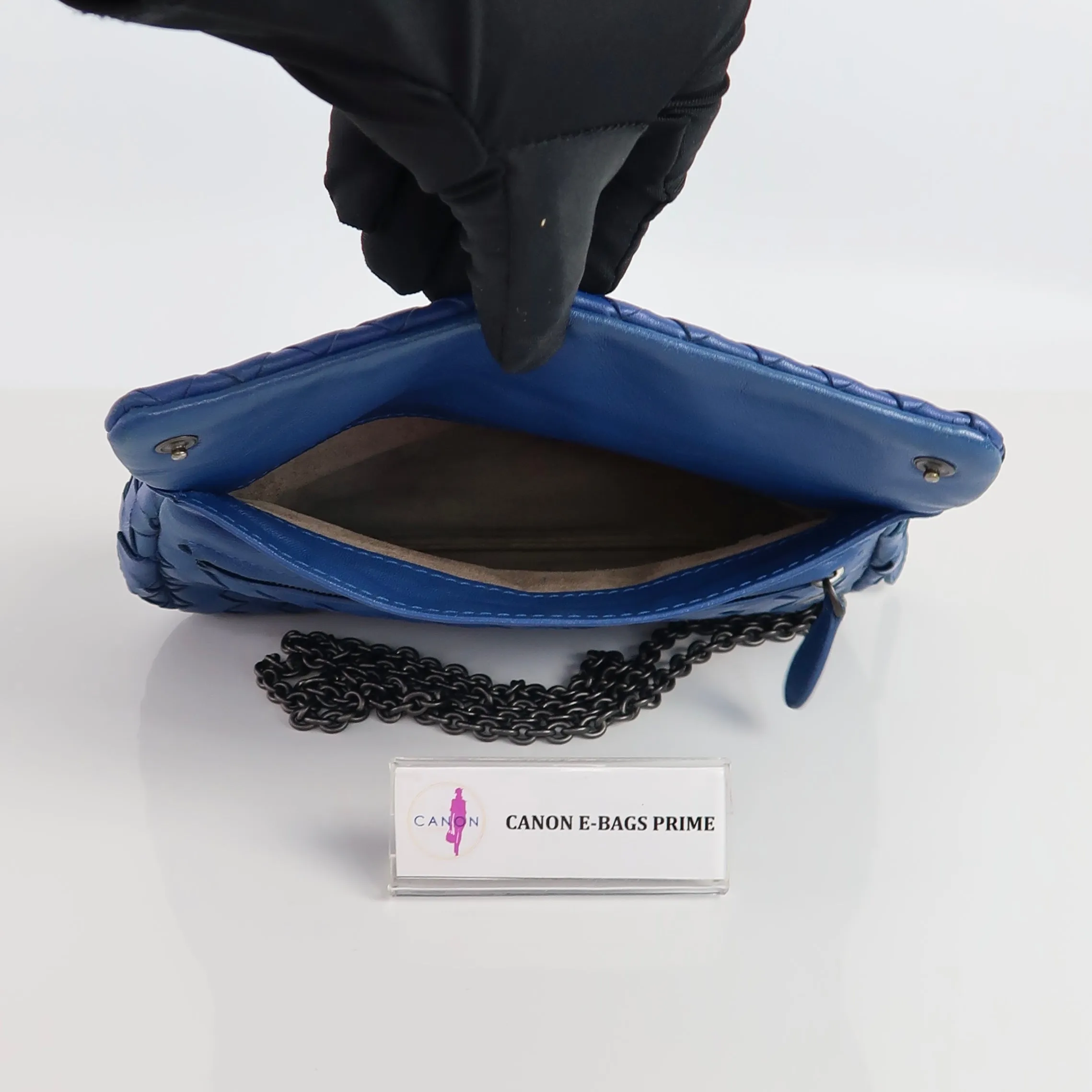 Intrecciato Flap Crossbody Bag