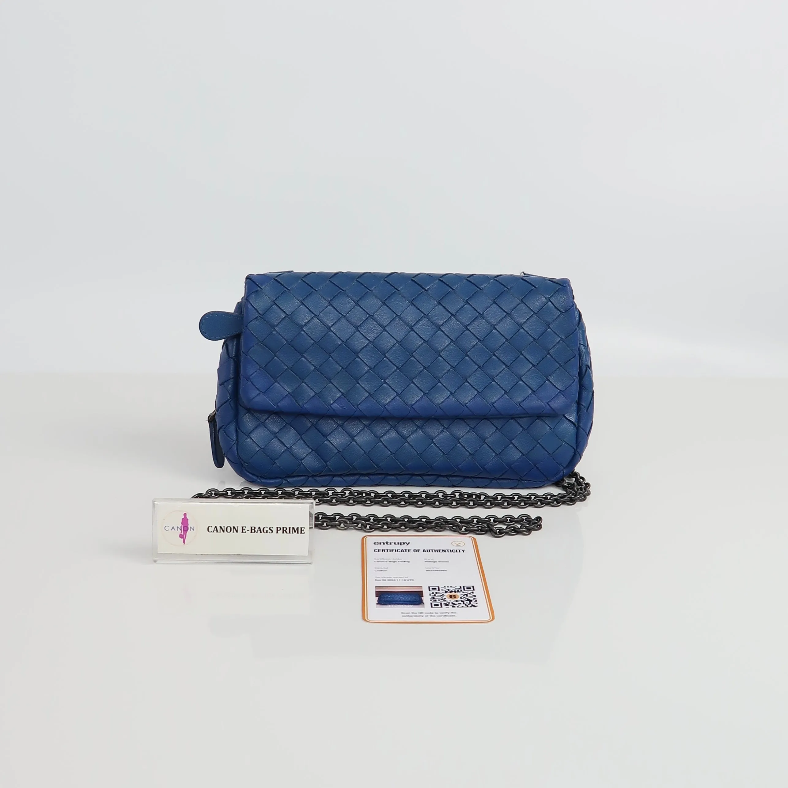 Intrecciato Flap Crossbody Bag