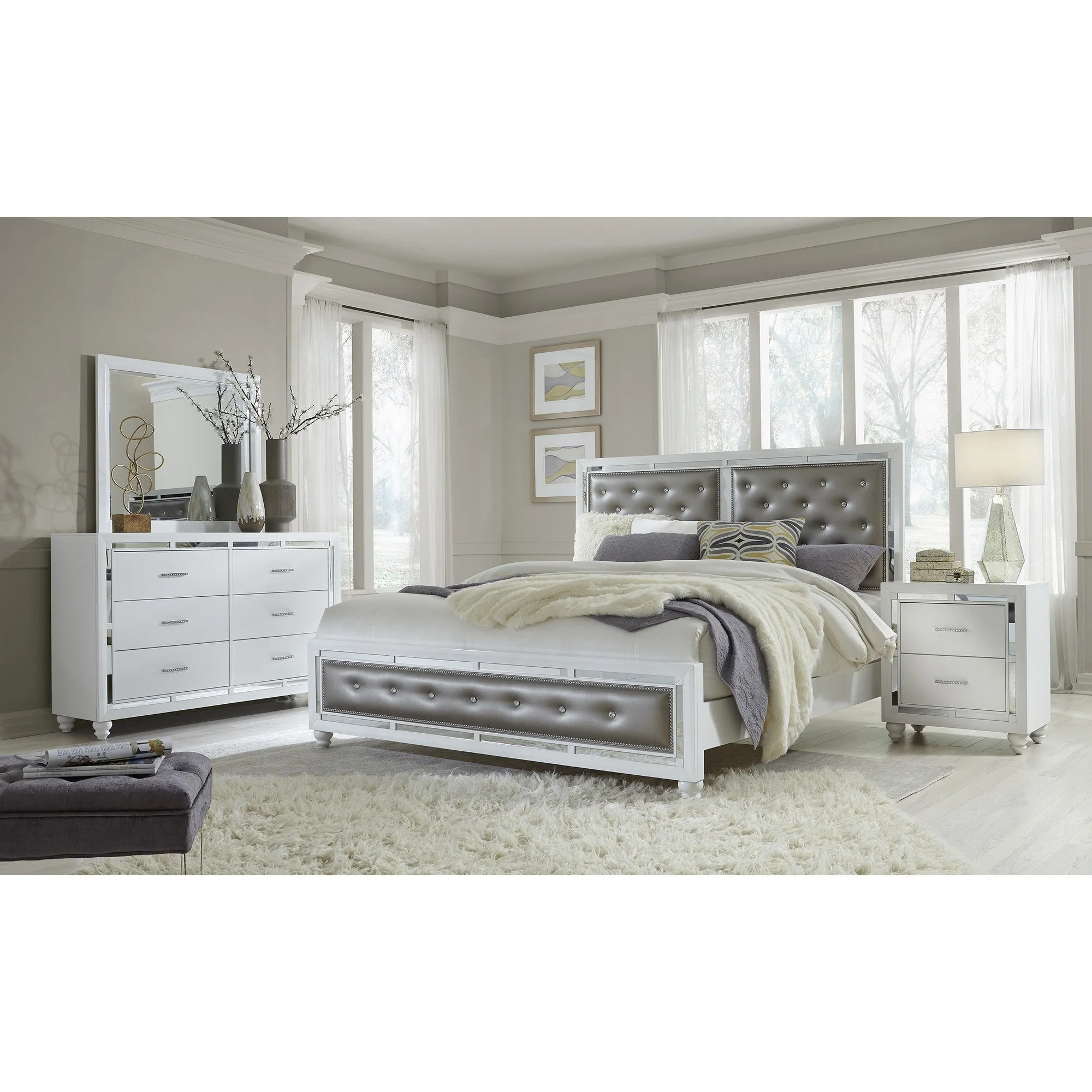 Mackenzie Full Bed