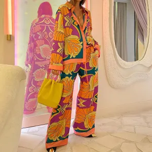 Positioning Ethnic Style Printed Fashion Suit