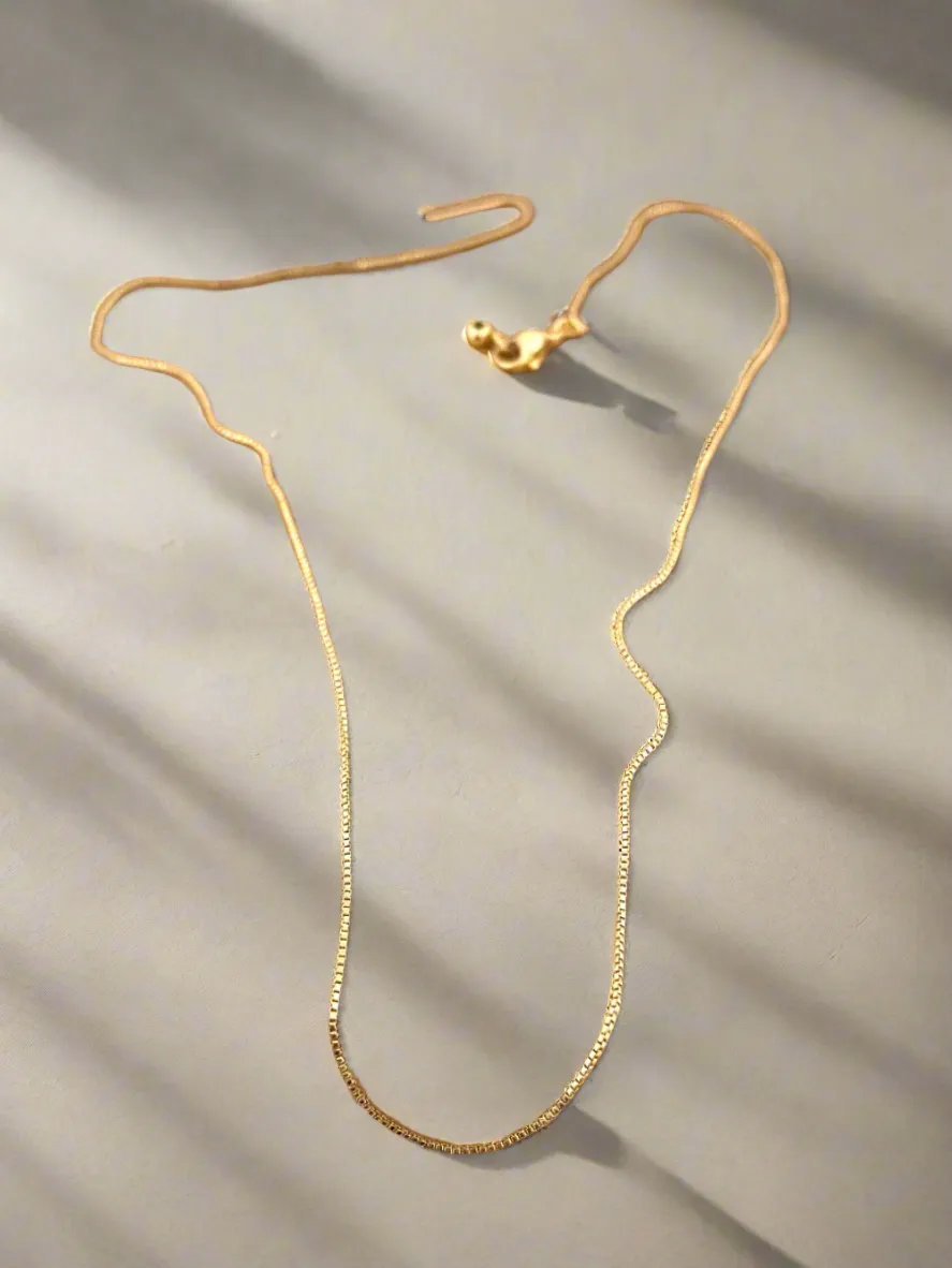 Sleek Box Chain Threader Necklace