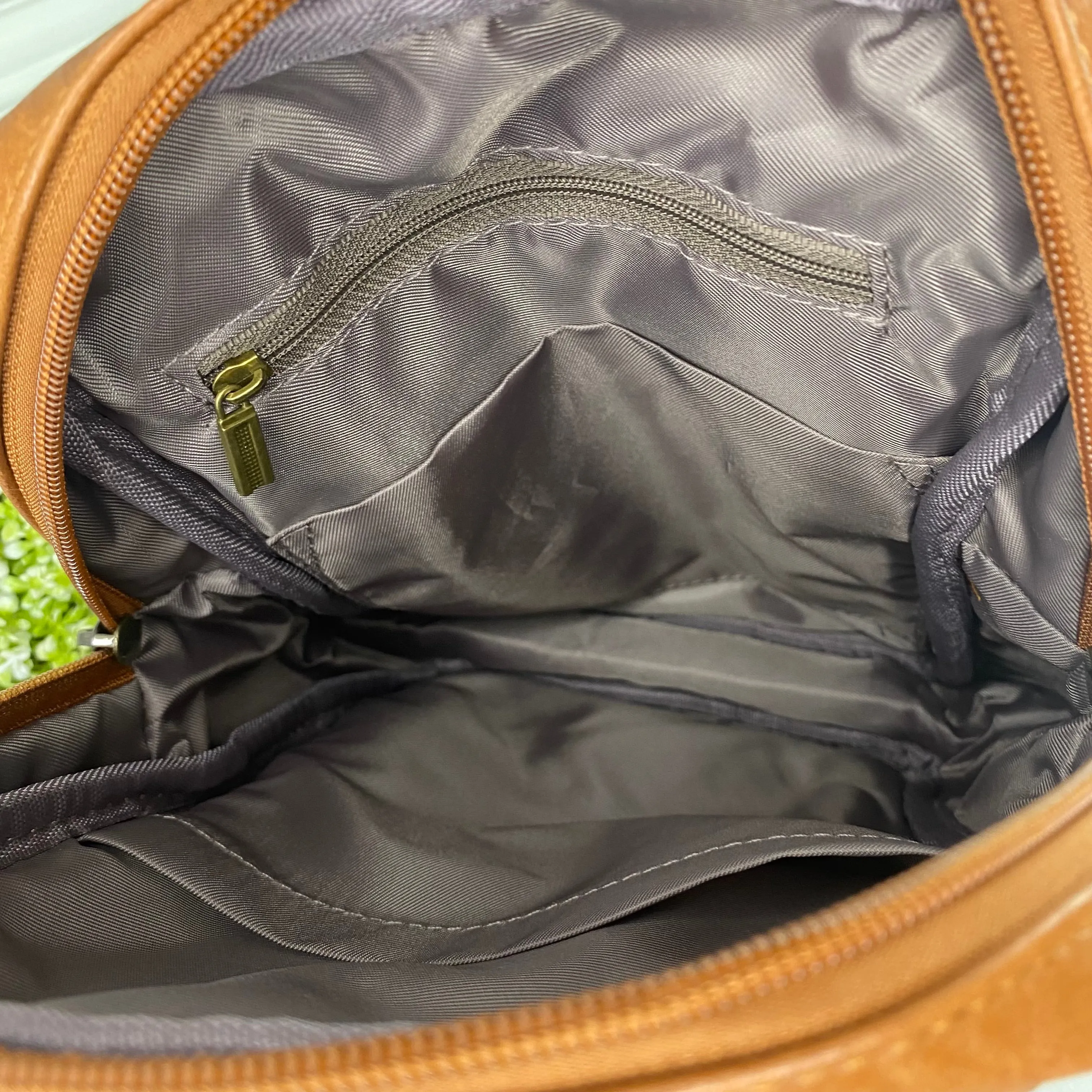 Sydney 2-in-1 Sling   Backpack - Camel