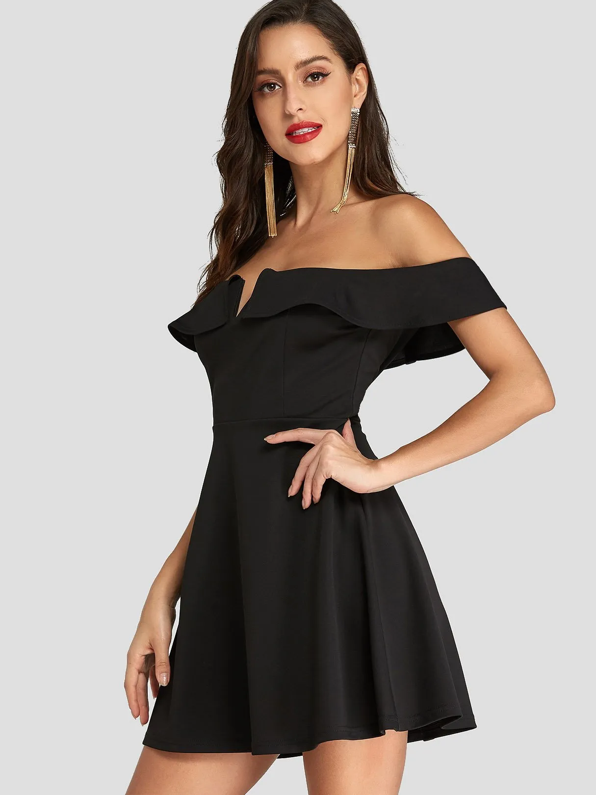 Wholesale Black Off The Shoulder Short Sleeve Plain Zip Back Backless Mini Dresses