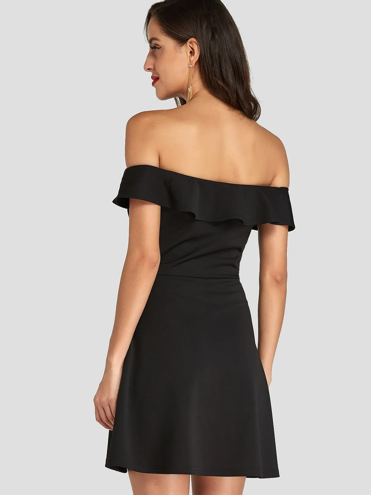 Wholesale Black Off The Shoulder Short Sleeve Plain Zip Back Backless Mini Dresses